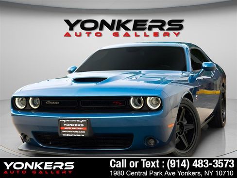 Used 2023 Dodge Challenger R/T Scat Pack w/ Plus Package image 17