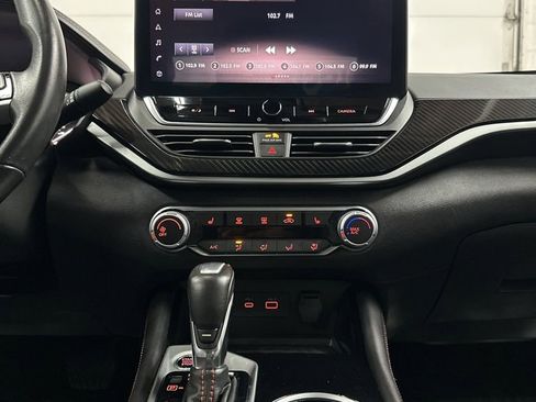 Used 2023 Nissan Altima 2.5 SR w/ SR Premium Package image 24