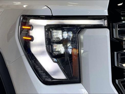 Used 2026 GMC Sierra 2500 AT4 AWD/4WD image 24