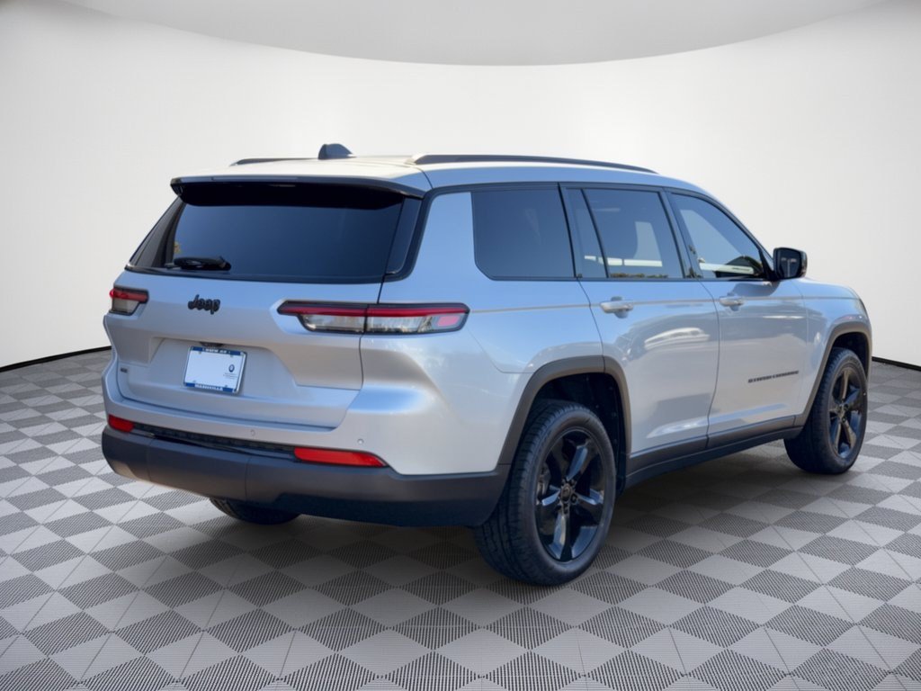 Used 2021 Jeep Grand Cherokee L Laredo RWD image 9