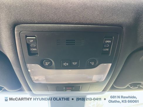 Used 2018 Lexus IS 300 F Sport w/ F Sport Package image 33