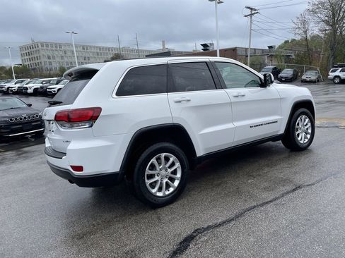 Used 2022 Jeep Grand Cherokee Laredo E AWD/4WD image 8
