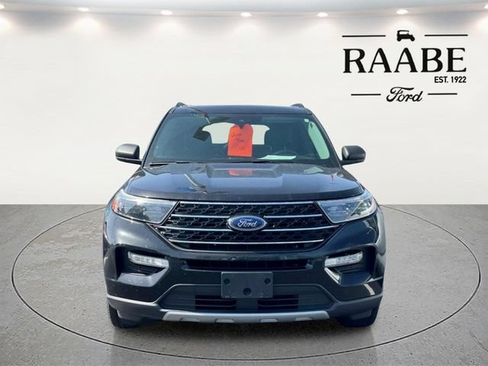 Used 2020 Ford Explorer XLT w/ Equipment Group 202A AWD/4WD image 6
