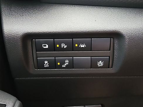 Used 2023 Nissan Kicks S FWD image 22