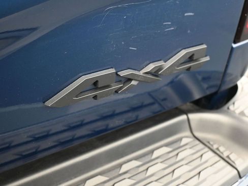 Used 2024 RAM 2500 Laramie w/ Night Edition image 32