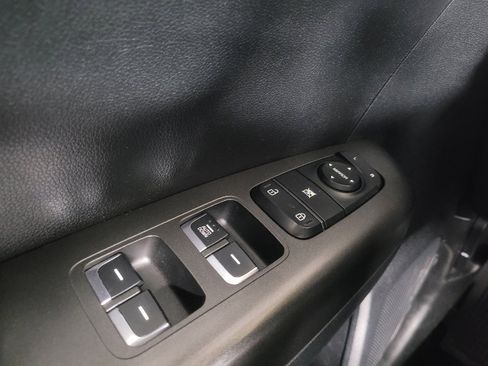 Used 2019 Kia Sportage LX FWD image 27