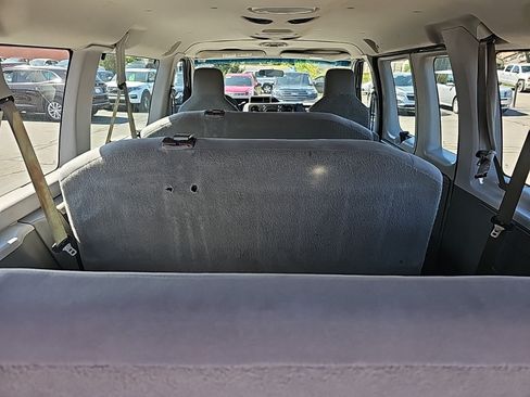 Used 2012 Ford E-350 and Econoline 350 XLT RWD image 17