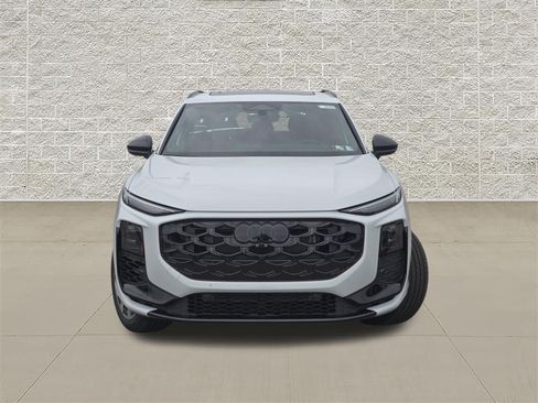 New 2026 Audi Q3 quattro 2.0T AWD/4WD image 2