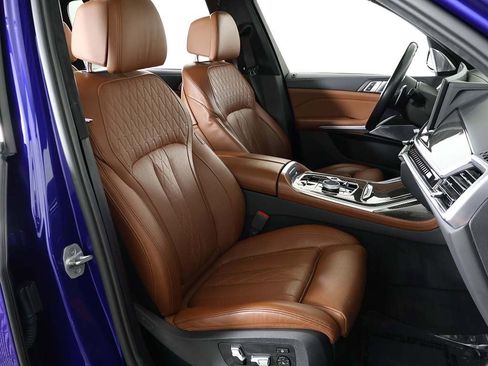 Used 2024 BMW X7 M60i w/ Executive Package image 37