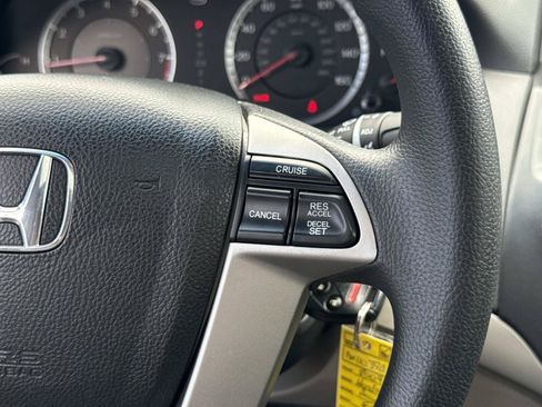 Used 2009 Honda Accord EX image 9