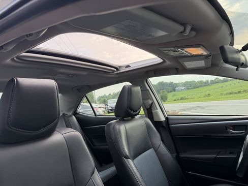 Used 2014 Toyota Corolla S FWD image 28