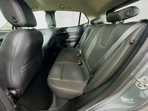 Used 2025 Buick Encore GX Preferred FWD image 27