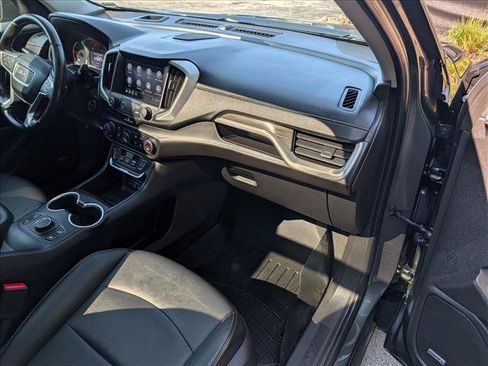 Used 2020 GMC Terrain SLT w/ Preferred Package FWD image 14