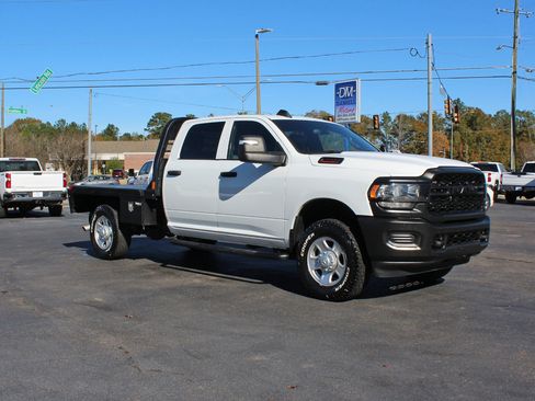 Used 2024 RAM 2500 Tradesman image 8