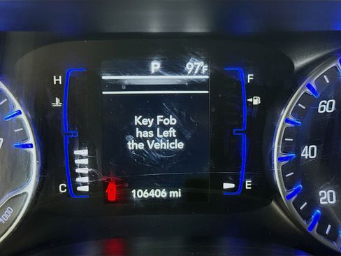 Used 2021 Chrysler Voyager Lxi FWD image 16