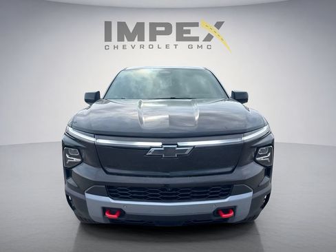 Used 2026 Chevrolet Silverado EV Trail Boss AWD/4WD image 8