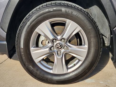Certified 2023 Toyota RAV4 XLE AWD/4WD image 9