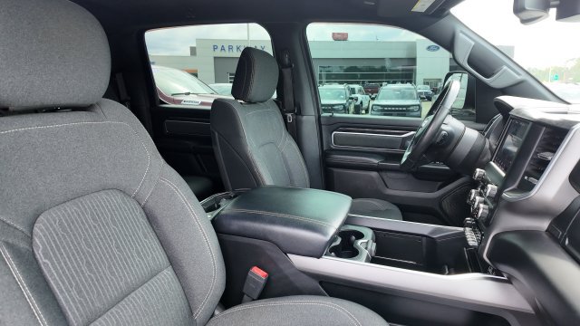 Used 2019 RAM 1500 Big Horn AWD/4WD image 14