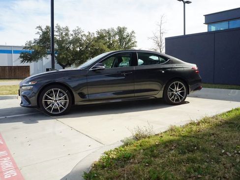 New 2026 Genesis G70 2.5T Prestige image 3