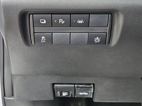 New 2025 Nissan Versa S w/ Trunk Package image 29