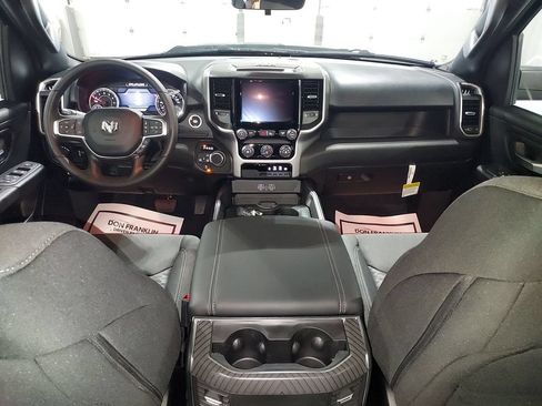 New 2026 RAM 1500 Express AWD/4WD image 10