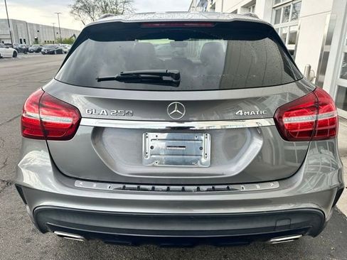 Used 2019 Mercedes-Benz GLA 250 4MATIC image 4