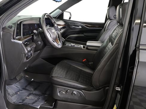 Used 2023 Cadillac Escalade ESV Sport Platinum w/ LPO, ONYX Package image 41