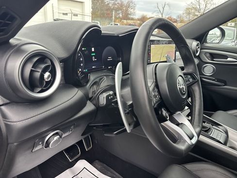 Used 2024 Alfa Romeo Tonale Veloce image 20