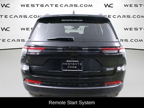 New 2025 Jeep Grand Cherokee Altitude image 7