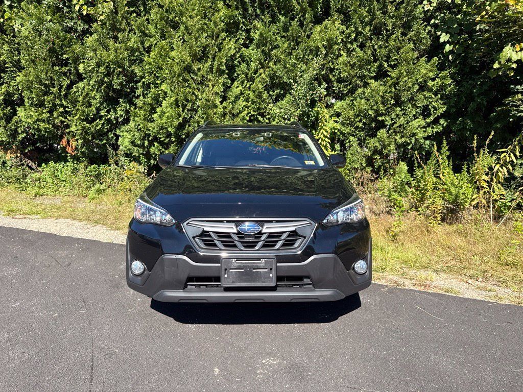 Used 2022 Subaru Crosstrek 2.0i Premium AWD/4WD image 3