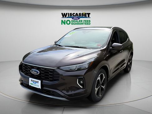 Certified 2023 Ford Escape ST-Line Elite w/ Premium Technology Package AWD/4WD image 17