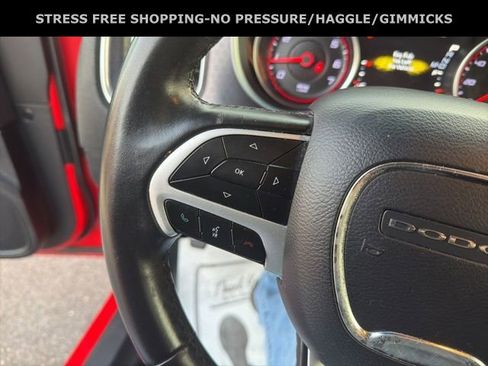 Used 2017 Dodge Charger SXT image 23