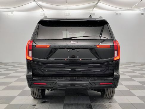 New 2026 Ford Expedition Max Platinum w/ Stealth Appearance Package image 11