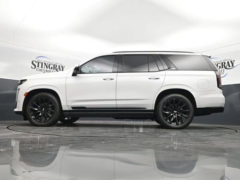 Used 2023 Cadillac Escalade Sport Platinum w/ LPO, ONYX Package AWD/4WD image 29
