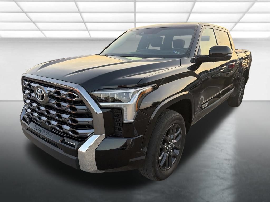 Used 2023 Toyota Tundra Platinum AWD/4WD image 5