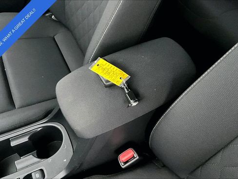 Used 2023 Toyota Corolla LE image 14