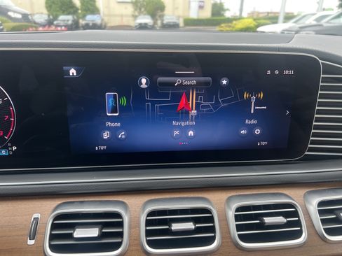 Used 2024 Mercedes-Benz GLE 350 4MATIC w/ Driver Assistance Package image 29