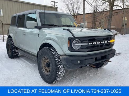 Used 2022 Ford Bronco Outer Banks image 4