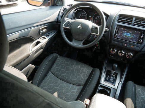 Used 2024 Mitsubishi Outlander Sport ES image 10