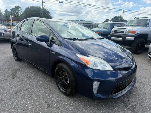 Used 2013 Toyota Prius Four FWD image 3