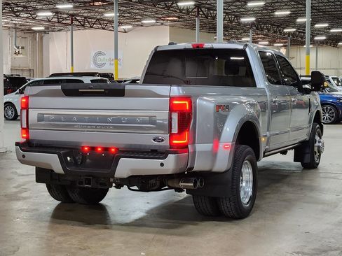 Used 2022 Ford F350 Platinum image 8