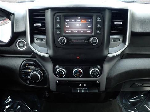 Used 2022 RAM 1500 Big Horn AWD/4WD image 14