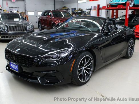 Used 2022 BMW Z4 sDrive30i w/ Driving Assistance Package image 2