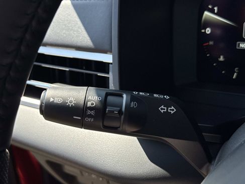 New 2025 Mitsubishi Outlander SEL image 29