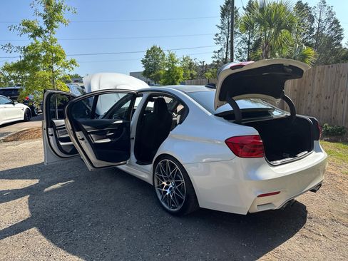 Used 2016 BMW M3 RWD image 24