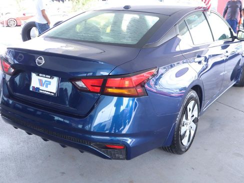 Used 2020 Nissan Altima 2.5 S FWD image 5