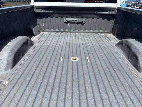 Used 2020 GMC Sierra 2500 AT4 w/ AT4 Premium Package AWD/4WD image 8