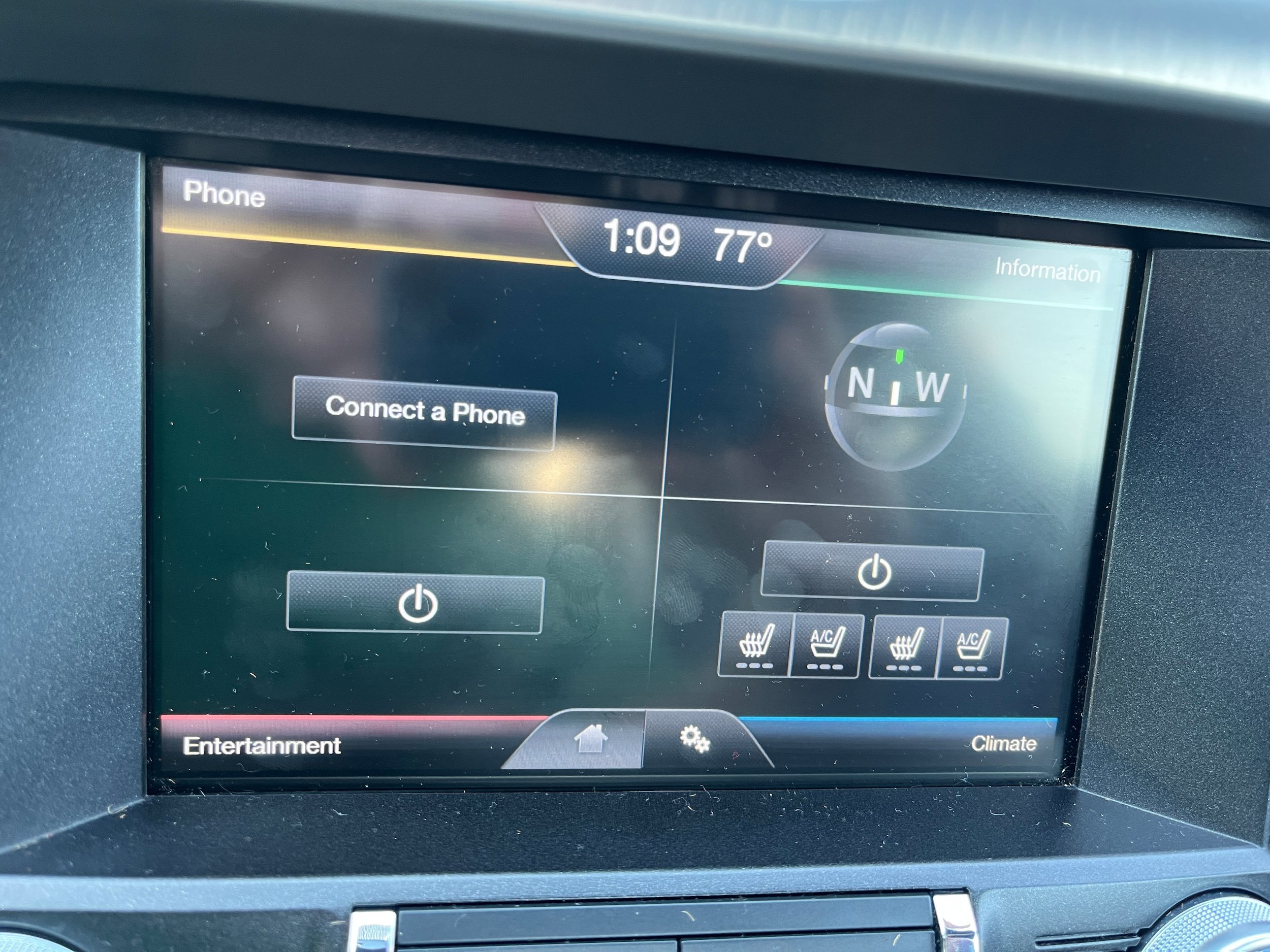 Used 2015 Ford Mustang GT Premium w/ Equipment Group 401A RWD image 17