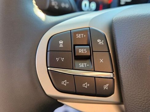 New 2026 Ford Explorer Active w/ Active Comfort Package image 27