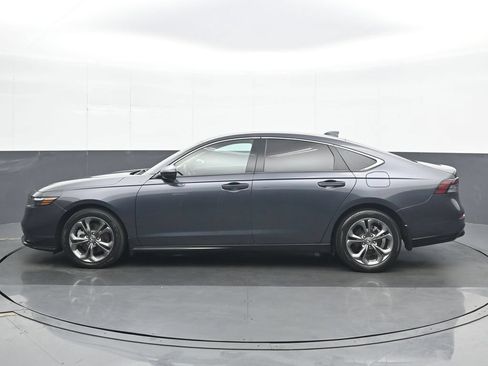 Used 2023 Honda Accord EX-L image 3